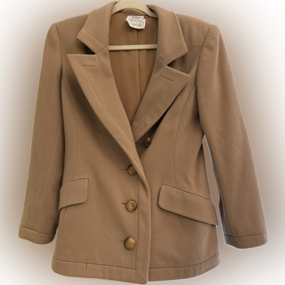 Valentino Camel Wool Blazer – Timeless Italian Tailoring, Minor Flaws